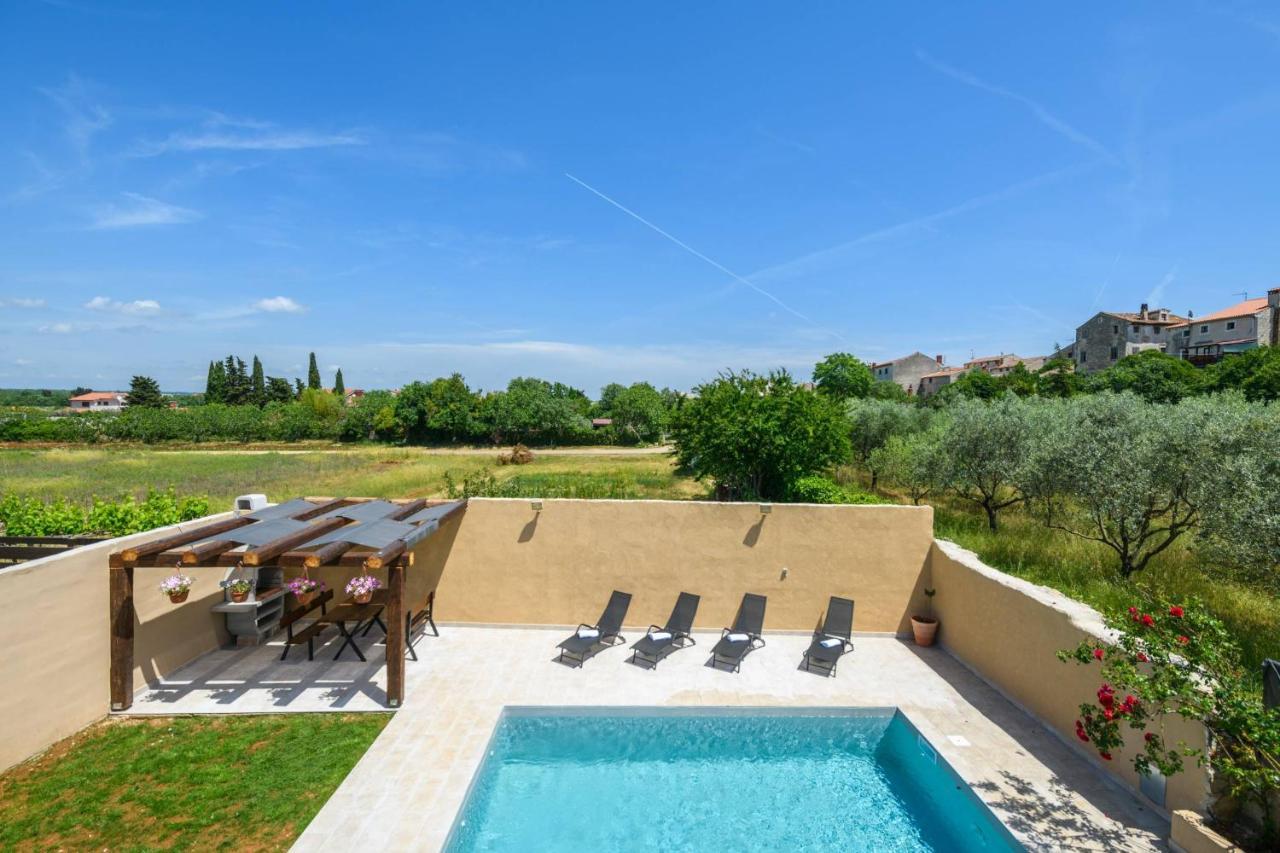 House Boky Holiday home