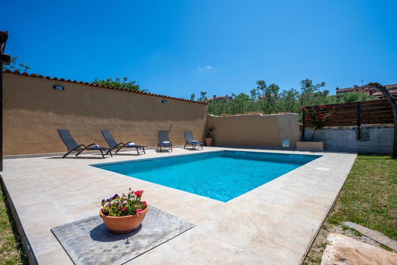 House Boky Holiday home *